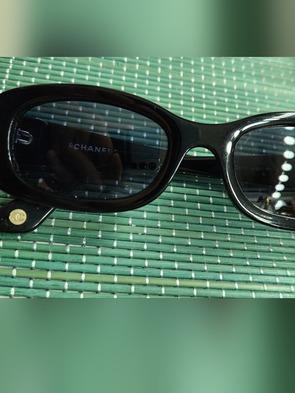 🖤 CHANEL Black Rectangle Sunglasses 🖤
Effortlessly chic, timeless, and perfect - Picture 3 of 8